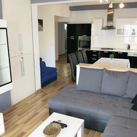 Elenora Pensionat Brist