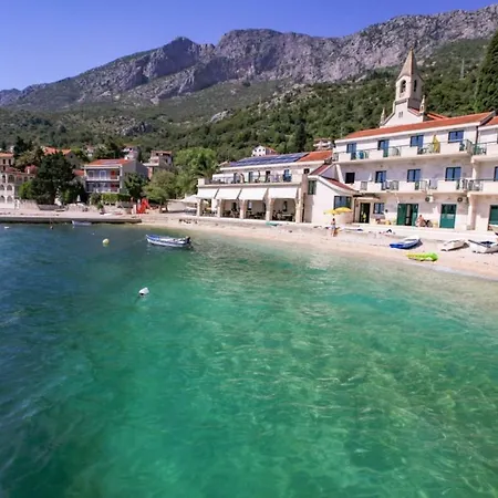 Elenora Гостевой дом 3*