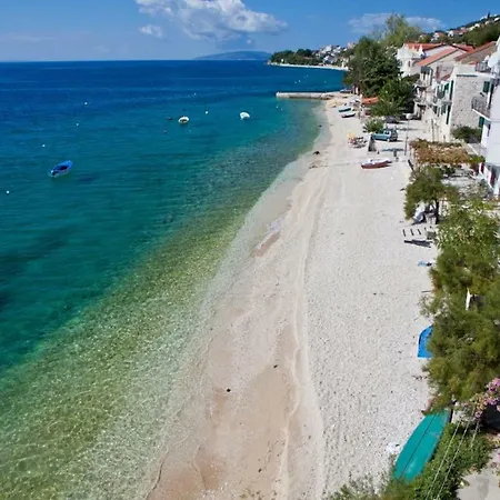 ゲストハウス Elenora